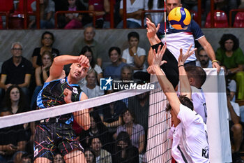 14/10/2023 - Spike of Matey Kaziski ( Allianz Milano ) - SEMIFINAL - ALLIANZ MILANO VS RANA VERONA - AMICHEVOLI - VOLLEY