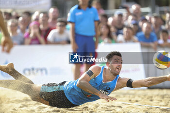 2023-07-02 - Bautista Amieva with a big save at the Beach Volley Pro Tour Messina - BEACH VOLLEY PRO TOUR (DAY4) - BEACH VOLLEY - VOLLEYBALL