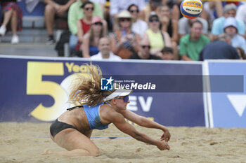 2023-07-02 - Andrea Lorenzova with a big save in the final for the 3rd and 4th place of the Beach Volley Pro Tour Messina - BEACH VOLLEY PRO TOUR (DAY4) - BEACH VOLLEY - VOLLEYBALL