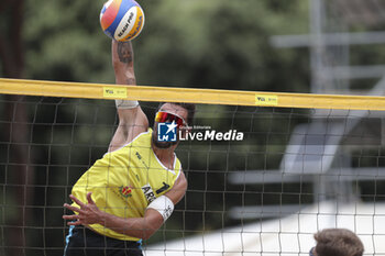 2023-07-02 - Bautista Amieva spikes in the semifinal of the Beach Volley Pro Tour Messina - BEACH VOLLEY PRO TOUR (DAY4) - BEACH VOLLEY - VOLLEYBALL
