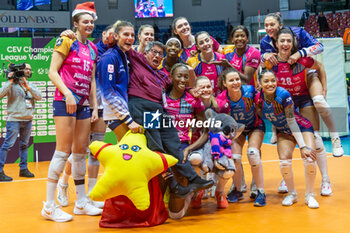 2023-12-06 - Happiness of Players of Vero Volley Milano during CEV Champions League Women 2024 match between Allianz VV Milano and Mulhouse Alsace at Opiquad Arena, Monza, Italy on December 6, 2023 - ALLIANZ VV MILANO VS VOLLEY MULHOUSE ALSACE - CHAMPIONS LEAGUE WOMEN - VOLLEYBALL
