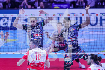 2023-02-25 - Roberto Russo (Sir Safety Susa Perugia) and Wilfredo Leon Venero (Sir Safety Susa Perugia) - SEMIFINAL - SIR SAFETY SUSA PERUGIA VS GAS SALES BLUENERGY PIACENZA - ITALIAN CUP - VOLLEYBALL