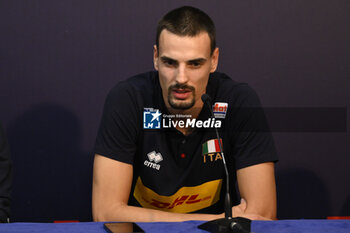 2023-09-13 - Simone Giannelli during the Press Conference to present the final phase of the European Men's Volleyball Championship, 13 September 2023, Hotel Mercure Roma West, Rome, Italy - CEV EUROVOLLEY 2023 FINALS PRESS CONFERENCE - CEV EUROVOLLEY MEN - VOLLEYBALL
