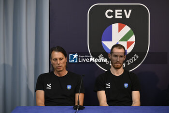 2023-09-13 - Gheorghe Cretu and Tine Urnaut during the Press Conference to present the final phase of the European Men's Volleyball Championship, 13 September 2023, Hotel Mercure Roma West, Rome, Italy - CEV EUROVOLLEY 2023 FINALS PRESS CONFERENCE - CEV EUROVOLLEY MEN - VOLLEYBALL