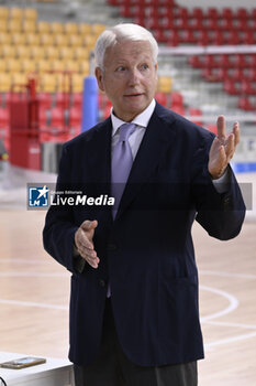 2023-10-10 - Mauro Fabris as President of the Women's Serie A Volleyball League during the Presentation of the 2023/24 Roma Volley Club Sports and Luiss Basket Season, 10 October 2023 at Pala Tiziano, Rome, Italy. - PRESENTATION OF THE 2023/24 ROMA VOLLEY CLUB SPORTS SEASON - EVENTS - VOLLEYBALL