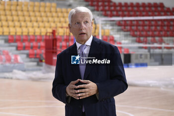 2023-10-10 - Mauro Fabris as President of the Women's Serie A Volleyball League during the Presentation of the 2023/24 Roma Volley Club Sports and Luiss Basket Season, 10 October 2023 at Pala Tiziano, Rome, Italy. - PRESENTATION OF THE 2023/24 ROMA VOLLEY CLUB SPORTS SEASON - EVENTS - VOLLEYBALL