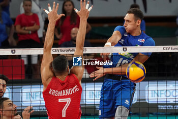01/09/2023 - italy's roberto russo in action - SERBIA VS ITALY - EUROVOLLEY MEN - VOLLEY