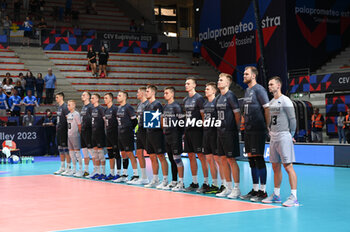 04/09/2023 - Estonia's team national anthem - SERBIA VS ESTONIA - EUROVOLLEY MEN - VOLLEY