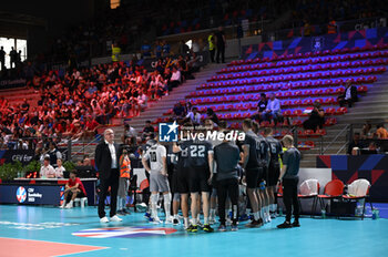 04/09/2023 - Estonia's team time out - SERBIA VS ESTONIA - EUROVOLLEY MEN - VOLLEY