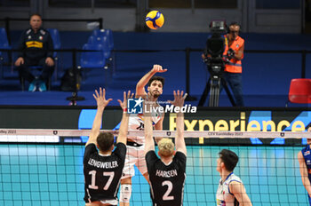 04/09/2023 - Italy's Lavia Daniele #15 attack - ITALY VS SWITZERLAND - EUROVOLLEY MEN - VOLLEY