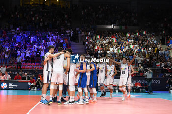 2023-09-04 - Italy's team celebrations for the conquest of the match - ITALY VS SWITZERLAND - CEV EUROVOLLEY MEN - VOLLEYBALL