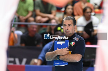 2023-09-04 - Italy's Head Coach De Giorgi Ferdinando - ITALY VS SWITZERLAND - CEV EUROVOLLEY MEN - VOLLEYBALL