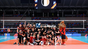 05/09/2023 - Belgium's group photo after the match - BELGIUM VS ESTONIA - EUROVOLLEY MEN - VOLLEY