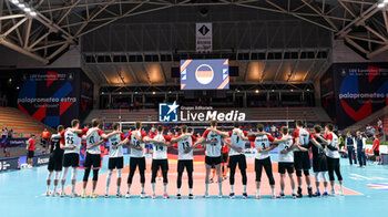 2023-09-05 - Germany's team sing the national anthem - GERMANY VS SERBIA - CEV EUROVOLLEY MEN - VOLLEYBALL