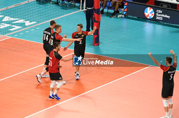 2023-09-06 - Germany's team rejoices after a point - GERMANY VS ITALY - CEV EUROVOLLEY MEN - VOLLEYBALL