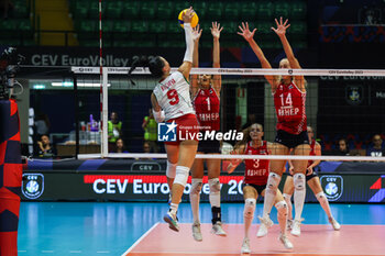2023-08-17 - Elena Becheva #9 of Bulgaria in action during CEV EuroVolley 2023 women Final Round Pool B volleyball match between Bulgaria and Croatia at Arena di Monza, Monza, Italy on August 16, 2023 - CEV EUROVOLLEY 2023 - WOMEN - BOSNIA & HERZEGOVINA VS BULGARIA - INTERNATIONALS - VOLLEYBALL