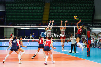 2023-08-17 - Andrea Mihaljevic #2 of Croatia in action during CEV EuroVolley 2023 women Final Round Pool B volleyball match between Bulgaria and Croatia at Arena di Monza, Monza, Italy on August 16, 2023 - CEV EUROVOLLEY 2023 - WOMEN - BOSNIA & HERZEGOVINA VS BULGARIA - INTERNATIONALS - VOLLEYBALL