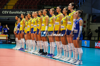 2023-08-17 - Bosnia-Herzegovina team line up during CEV EuroVolley 2023 women Final Round Pool B volleyball match between Bosnia-Herzegovina and Bulgaria at Arena di Monza, Monza, Italy on August 17, 2023 - CEV EUROVOLLEY 2023 - WOMEN - BOSNIA & HERZEGOVINA VS BULGARIA - INTERNATIONALS - VOLLEYBALL