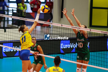 2023-08-17 - Edina Selimovic #11 of Bosnia-Herzegovina seen in action during CEV EuroVolley 2023 women Final Round Pool B volleyball match between Bosnia-Herzegovina and Bulgaria at Arena di Monza, Monza, Italy on August 17, 2023 - CEV EUROVOLLEY 2023 - WOMEN - BOSNIA & HERZEGOVINA VS BULGARIA - INTERNATIONALS - VOLLEYBALL