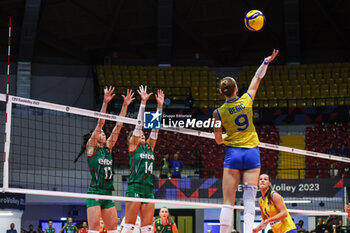 2023-08-17 - Edina Begic #9 of Bosnia-Herzegovina seen in action during CEV EuroVolley 2023 women Final Round Pool B volleyball match between Bosnia-Herzegovina and Bulgaria at Arena di Monza, Monza, Italy on August 17, 2023 - CEV EUROVOLLEY 2023 - WOMEN - BOSNIA & HERZEGOVINA VS BULGARIA - INTERNATIONALS - VOLLEYBALL