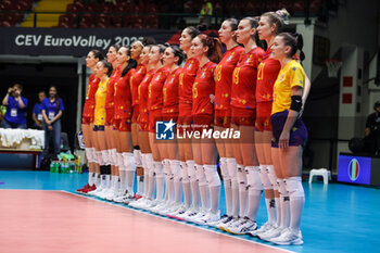 2023-08-17 - Romania team line up during CEV EuroVolley 2023 women Final Round Pool B volleyball match between Romania and Croatia at Arena di Monza, Monza, Italy on August 17, 2023 - CEV EUROVOLLEY 2023 - WOMEN - ROMANIA VS CROATIA - INTERNATIONALS - VOLLEYBALL