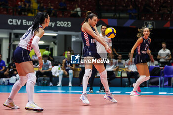 2023-08-17 - Lucija Mlinar #9 of Croatia seen in action during CEV EuroVolley 2023 women Final Round Pool B volleyball match between Romania and Croatia at Arena di Monza, Monza, Italy on August 17, 2023 - CEV EUROVOLLEY 2023 - WOMEN - ROMANIA VS CROATIA - INTERNATIONALS - VOLLEYBALL