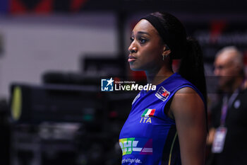 2023-08-18 - Loveth Oghosasere Omoruyi #21 of Italy looks on during CEV EuroVolley 2023 women Final Round Pool B volleyball match between Italy and Zwitzerland at Arena di Monza, Monza, Italy on August 18, 2023 - CEV EUROVOLLEY 2023 - WOMEN - ITALY VS SWITZERLAND - INTERNATIONALS - VOLLEYBALL