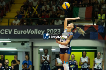 2023-08-19 - ORRO Alessia (Italy) at service - CEV EUROVOLLEY 2023 - WOMEN - BULGARIA VS ITALY - INTERNATIONALS - VOLLEYBALL
