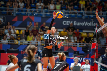2023-08-21 - Julie Lengweiler of Switzerland during CEV EuroVolley 2023 match between Croatia and Switzerland on 21 August 2023 at Pala Gianni Asti, Turin Italy. Photo Nderim KACELI - CEV EUROVOLLEY 2023 - WOMEN - CROATIA VS SWITZERLAND - INTERNATIONALS - VOLLEYBALL