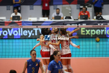 2023-08-22 - Team Bulgaria celebrating during the CEV EuroVolley 2023 match between the national teams of Romania and Bulgaria, on 22 August 2023 at pala Giani Asti Turin Italy. Photo Nderim KACELI - CEV EUROVOLLEY 2023 - WOMEN - BULGARIA VS ROMANIA - INTERNATIONALS - VOLLEYBALL