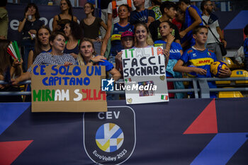 2023-08-22 - Italy supporters - CEV EUROVOLLEY 2023 - WOMEN - ITALY VS BOSNIA & HERZEGOVINA - INTERNATIONALS - VOLLEYBALL