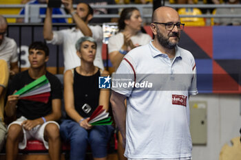 2023-08-23 - Mario Berruto (ex coach men volley Italy) - CEV EUROVOLLEY 2023 - WOMEN - ITALY VS CROATIA - INTERNATIONALS - VOLLEYBALL