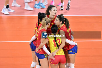 2023-08-26 - Players of Spain celebrate - CEV EUROVOLLEY 2023 - WOMEN - EIGHT FINAL - ITALY VS SPAIN - INTERNATIONALS - VOLLEYBALL