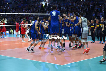 14/09/2023 - ITALY Team celebrate the victory during the CEV Eurovolley 2023 semifinal match between Italy vs France, Palazzo dello Sport in Rome, Italy, on September 14, 2023. - SEMIFINAL - ITALY VS FRANCE - EUROVOLLEY MEN - VOLLEY