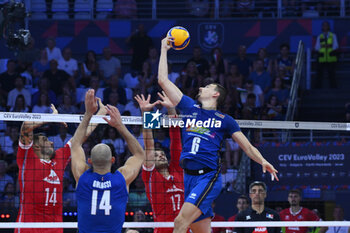 14/09/2023 - Simone Giannelli (ITA) during the CEV Eurovolley 2023 semifinal match between Italy vs France, Palazzo dello Sport in Rome, Italy, on September 14, 2023. - SEMIFINAL - ITALY VS FRANCE - EUROVOLLEY MEN - VOLLEY