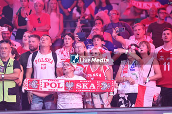 2023-09-16 - Ponland fans - GOLD MEDAL FINAL - ITALY VS POLAND - CEV EUROVOLLEY MEN - VOLLEYBALL