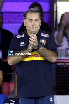 2023-09-09 - Italy's Head Coach Ferdinando De Giorgi - EIGHT FINAL - ITALY VS NORTH MACEDONIA - CEV EUROVOLLEY MEN - VOLLEYBALL
