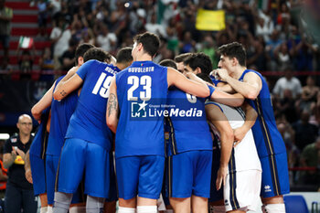 2023-09-09 - Italy team celebrates victory - EIGHT FINAL - ITALY VS NORTH MACEDONIA - CEV EUROVOLLEY MEN - VOLLEYBALL