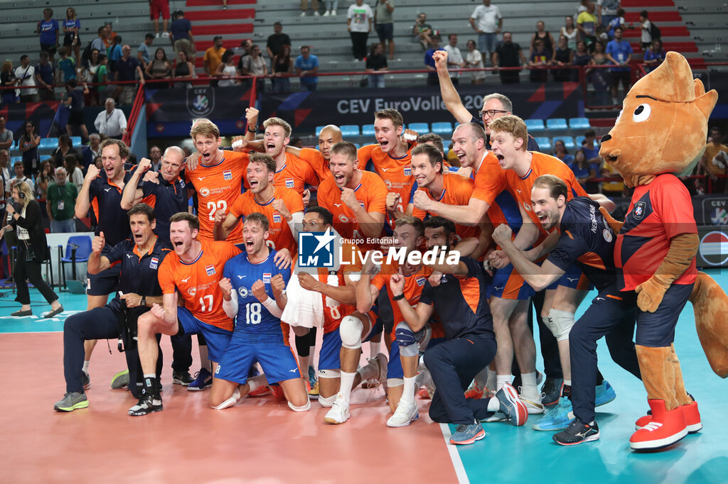 Eight Final - The Netherland vs Germany - EUROVOLLEY MEN - VOLLEY