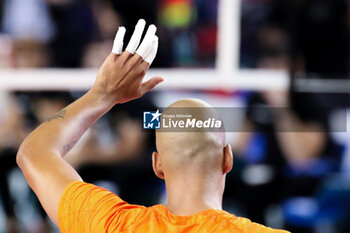 2023-09-09 - Fingers protections details of The Netherlands' Nimir Abdel-Aziz - EIGHT FINAL - THE NETHERLAND VS GERMANY - CEV EUROVOLLEY MEN - VOLLEYBALL
