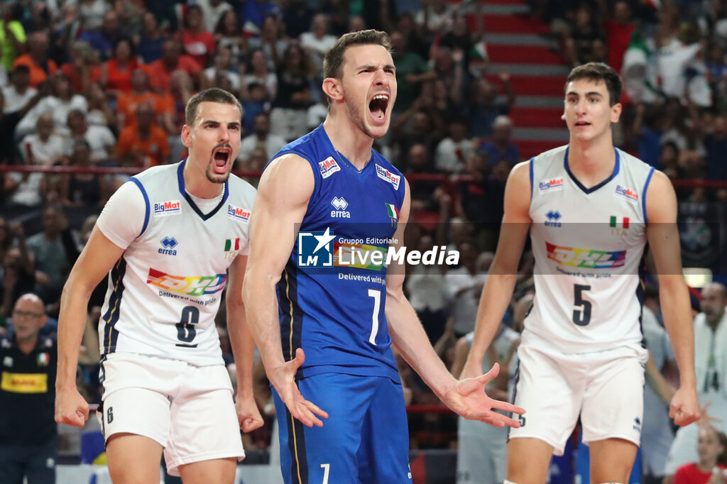 Quarter Final - Italy vs The Netherlands - EUROVOLLEY MEN - VOLLEY