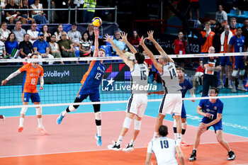 2023-09-12 - The Netherlands' Bennie Tuinstra - QUARTER FINAL - ITALY VS THE NETHERLANDS - CEV EUROVOLLEY MEN - VOLLEYBALL