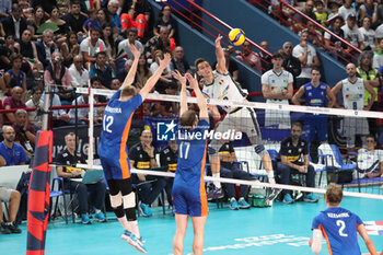 2023-09-12 - Italy's Yuri Romano in action - QUARTER FINAL - ITALY VS THE NETHERLANDS - CEV EUROVOLLEY MEN - VOLLEYBALL