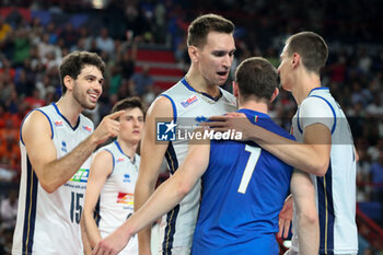 2023-09-12 - Italy's celebration - QUARTER FINAL - ITALY VS THE NETHERLANDS - CEV EUROVOLLEY MEN - VOLLEYBALL