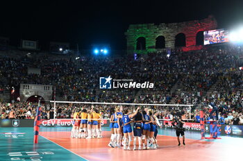 2023-08-15 - italy celebrates the victory - CEV EUROVOLLEY 2023 - WOMEN - ITALY VS ROMANIA - INTERNATIONALS - VOLLEYBALL