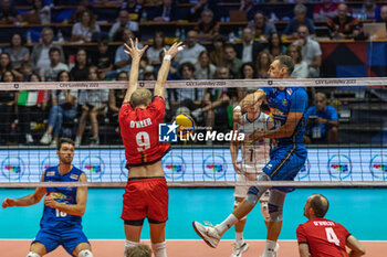 2023-08-28 - RUSSO Roberto (Italy) during the CEV EuroVolley 2023 men Final Round Pool A, match between Italy and Belgium at Unipol Arena Bologna, Italy, on August 28, 2023 - CEV EUROVOLLEY 2023 - MEN - BELGIUM VS ITALY - INTERNATIONALS - VOLLEYBALL