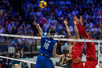 2023-08-28 - ROMANO Yuri (Italy) during the CEV EuroVolley 2023 men Final Round Pool A, match between Italy and Belgium at Unipol Arena Bologna, Italy, on August 28, 2023 - CEV EUROVOLLEY 2023 - MEN - BELGIUM VS ITALY - INTERNATIONALS - VOLLEYBALL