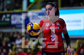 2023-01-07 - Rossella Olivotto #13 of UYBA Unet E-Work Busto Arsizio in action during Volley Serie A women 2022/23 volleyball match between UYBA Unet E-Work Busto Arsizio and Il Bisonte Firenze at E-Work Arena, Busto Arsizio, Italy on January 07, 2023 - E-WORK BUSTO ARSIZIO VS IL BISONTE FIRENZE - SERIE A1 WOMEN - VOLLEYBALL