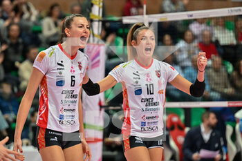 2023-02-05 - Agnese Cecconello (Bosca Cuneo)
 and Greta Szakmary (Cuneo) celebrates after scoring a point - CUNEO GRANDA VOLLEY VS VOLLEY BERGAMO 1991 - SERIE A1 WOMEN - VOLLEYBALL