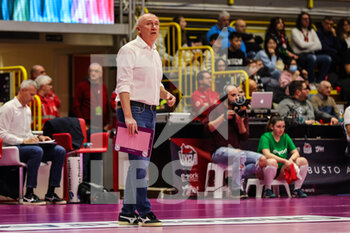 08/03/2023 - Massimo Barbolini Head Coach of Savino del Bene Scandicci looks on during Volley Serie A women 2022/23 volleyball match between UYBA Unet E-Work Busto Arsizio and Savino del Bene Scandicci at E-Work Arena, Busto Arsizio, Italy on March 08, 2023 - E-WORK BUSTO ARSIZIO VS SAVINO DEL BENE SCANDICCI - SERIE A1 FEMMINILE - VOLLEY